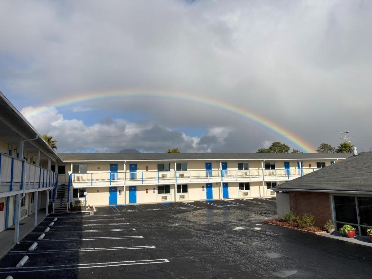 Coast Riders Inn San Simeon Exterior photo
