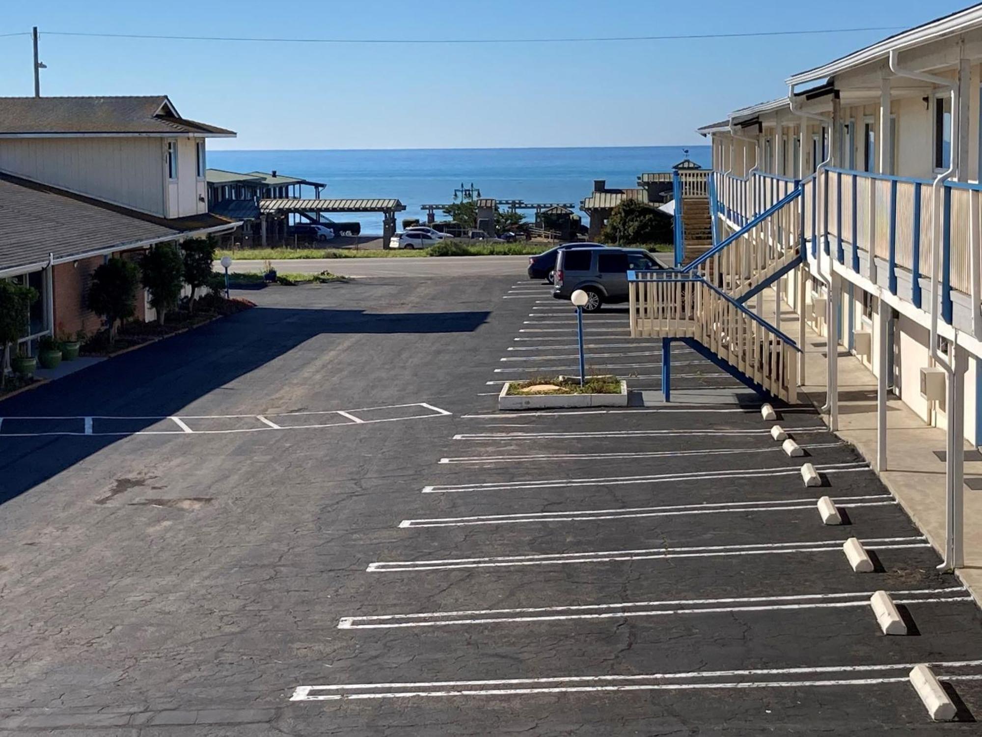 Coast Riders Inn San Simeon Room photo